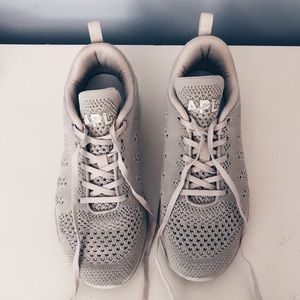 APL techloom pro nude sneakers